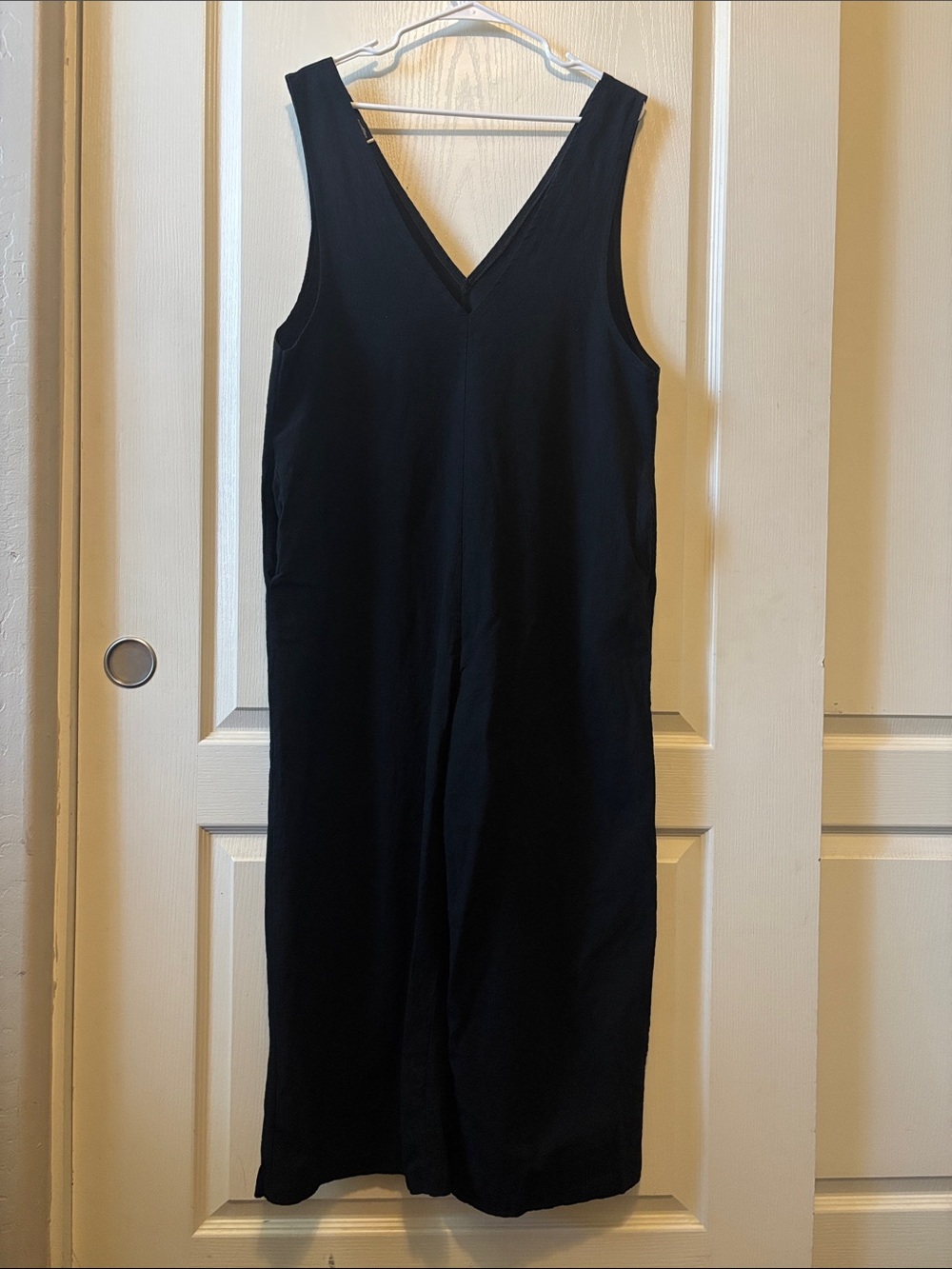 100% Cotton Black V-Neck Sleeveless Jumpsuit